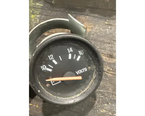 Gauges (all) STERLING A9513 Truck Salvage International Inc