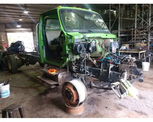 Spindle / Knuckle, Front STERLING ACTERRA Crest Truck Parts