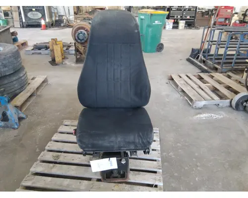 Seat, Front STERLING AT9500 LKQ Thompson Motors - Wykoff
