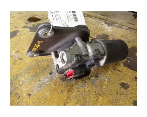 Wiper Motor, Windshield STERLING L-SER Active Truck Parts