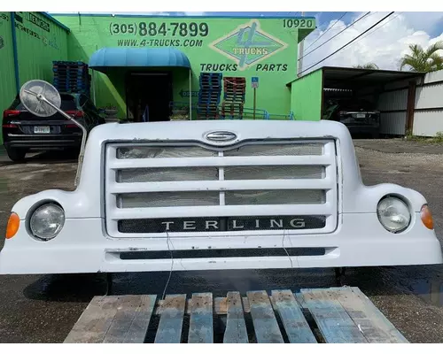 Hood STERLING L7500 SERIES 4-trucks Enterprises LLC