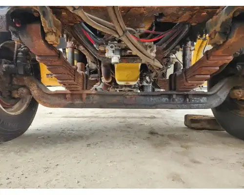 Sterling L7500 Axle Assy, Fr (4WD)