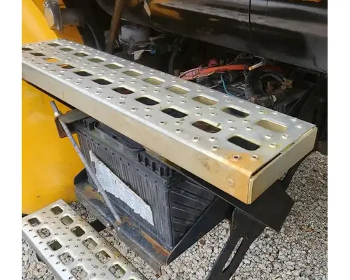 Battery Box Sterling L7500 Complete Recycling Group LLC