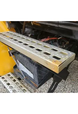 Sterling L7500 Battery Box