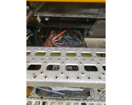 Sterling L7500 Battery Box