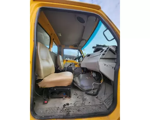 Sterling L7500 Cab