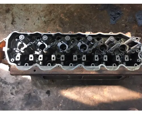 Cylinder Head STERLING L7500 Morrison's Truck Salvage Ltd.
