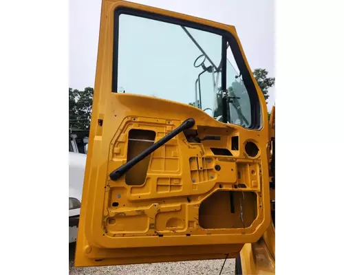 Sterling L7500 Door Assembly, Front
