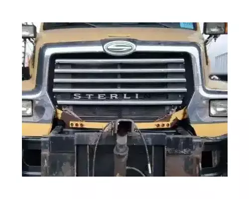 Sterling L7500 Grille