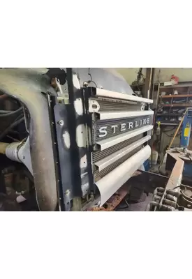 Sterling L7500 Grille