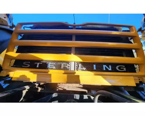 Sterling L7500 Grille