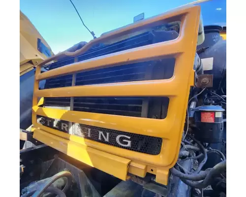 Sterling L7500 Grille