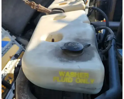 Sterling L7500 Radiator Overflow Bottle