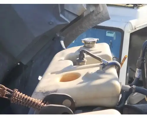 Sterling L7500 Radiator Overflow Bottle