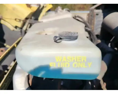 Sterling L7500 Radiator Overflow Bottle