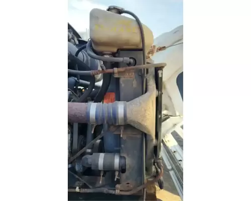 Sterling L7500 Radiator