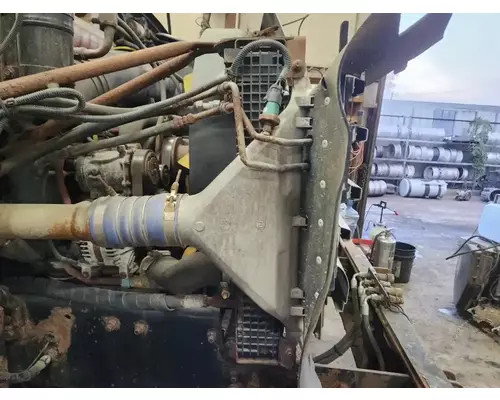 Sterling L7500 Radiator