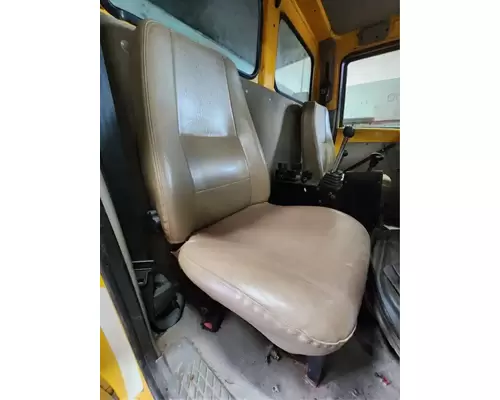 Sterling L7500 Seat, Front