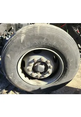 Sterling L7500 Spindle / Knuckle, Front