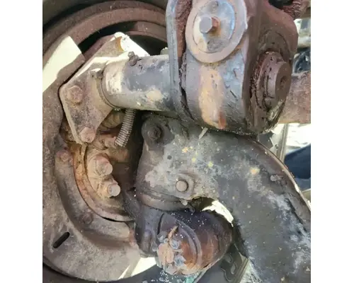 Sterling L7500 Spindle  Knuckle, Front