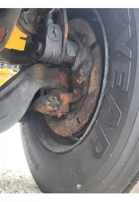 Sterling L7500 Spindle / Knuckle, Front