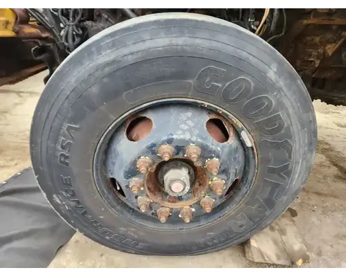 Sterling L7500 Spindle  Knuckle, Front