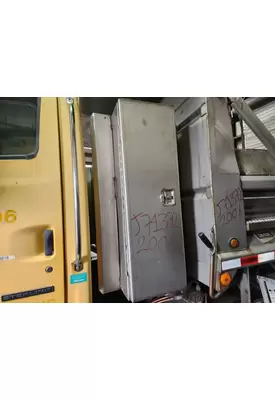 Sterling L7500 Tool Box