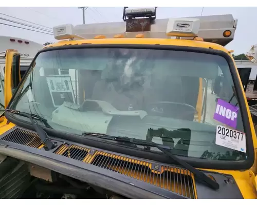Windshield Glass Sterling L7500 Complete Recycling Group LLC