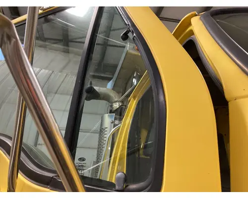 Door Vent Glass, Front Sterling L7501 Vander Haags Inc WM