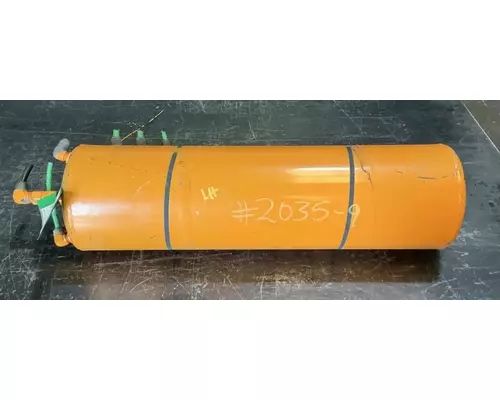 Sterling L8500 Air Tank