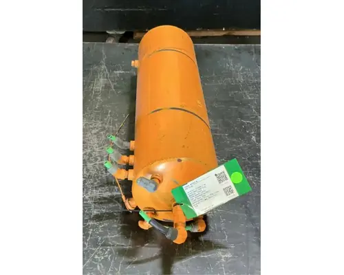 Sterling L8500 Air Tank
