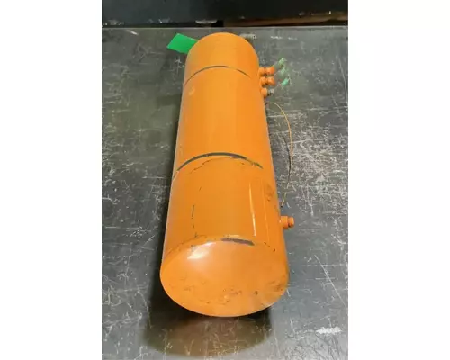 Sterling L8500 Air Tank