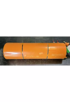 Sterling L8500 Air Tank