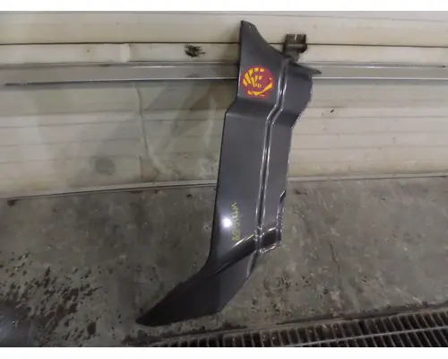 Cowl STERLING L8500 LKQ Thompson Motors - Wykoff