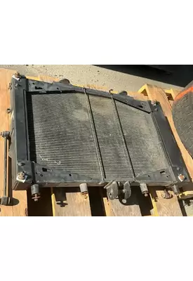 Sterling L8500 Radiator