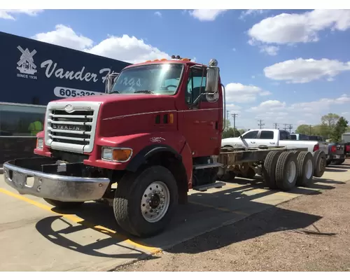 Sterling L8501 Truck