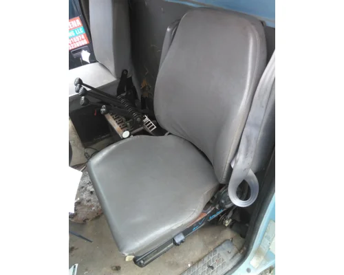 Seat, Front STERLING L8511 LKQ Heavy Truck Maryland