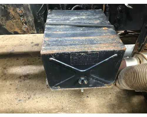 Battery Box Sterling L8513 Vander Haags Inc Dm