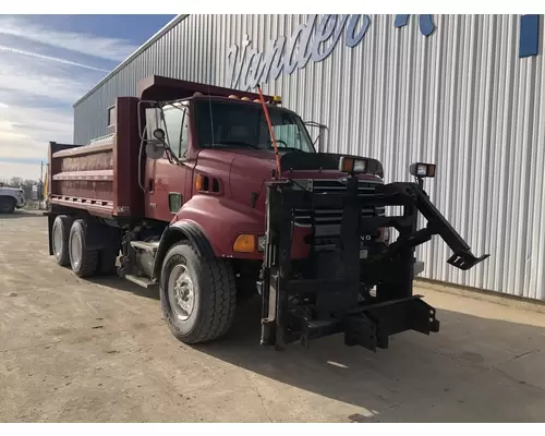 Sterling L8513 Truck