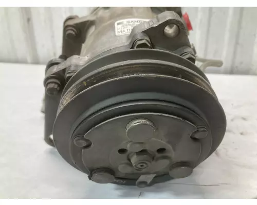 Air Conditioner Compressor STERLING L9500 SERIES Vander Haags Inc Sf