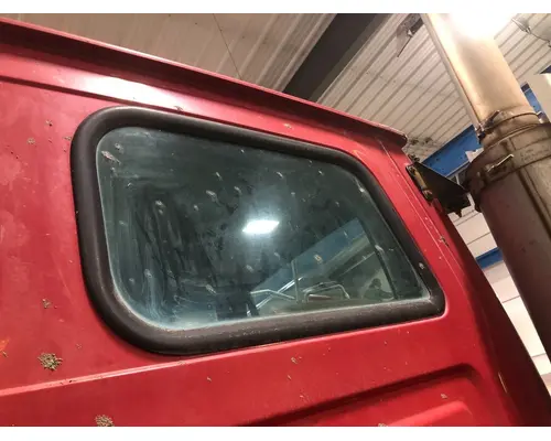 Back Glass STERLING L9500 SERIES Vander Haags Inc Sf