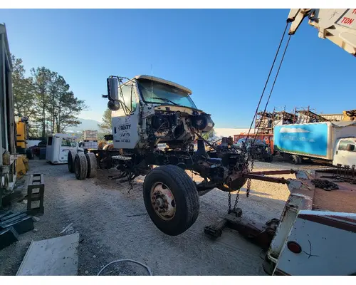 Spindle / Knuckle, Front STERLING L9500 SERIES Crest Truck Parts