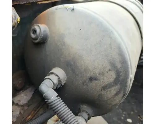 Sterling L9500 Air Tank