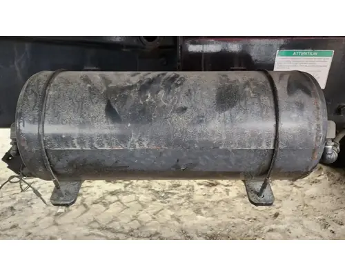Sterling L9500 Air Tank