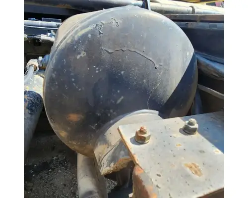 Sterling L9500 Air Tank