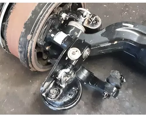 Sterling L9500 Axle Assembly, Front (Steer)