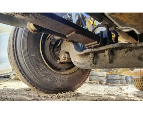 Sterling L9500 Axle Assy, Fr (4WD)