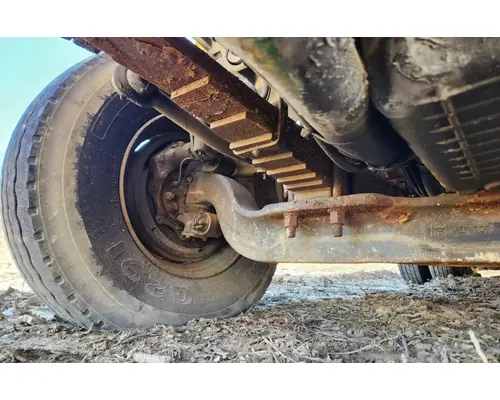 Sterling L9500 Axle Assy, Fr (4WD)