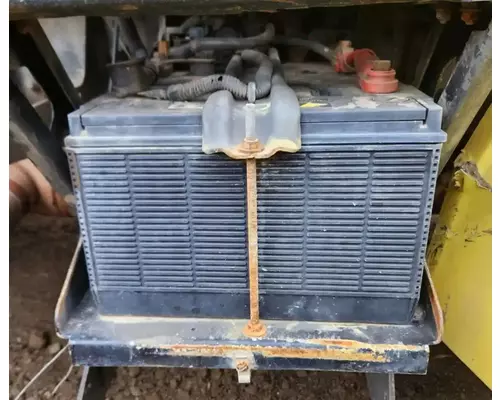 Sterling L9500 Battery Box