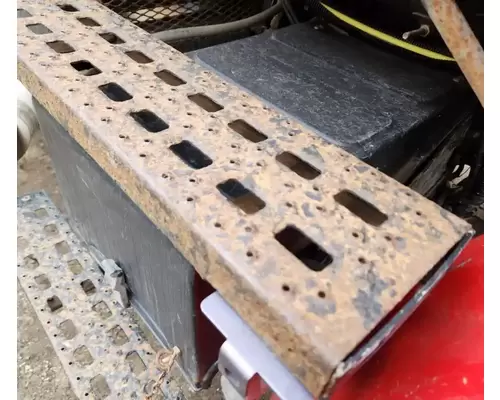 Sterling L9500 Battery Box
